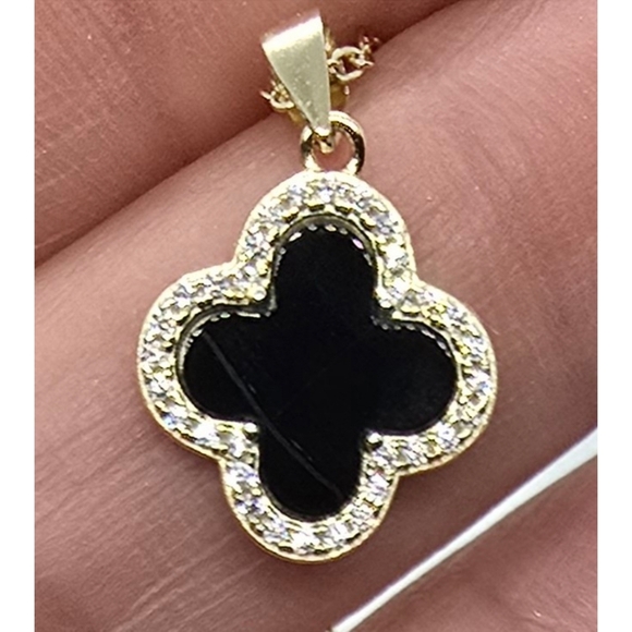 Rachel Zoe Onyx Clover Necklace – 18K Gold Plated - Picture 10 of 15